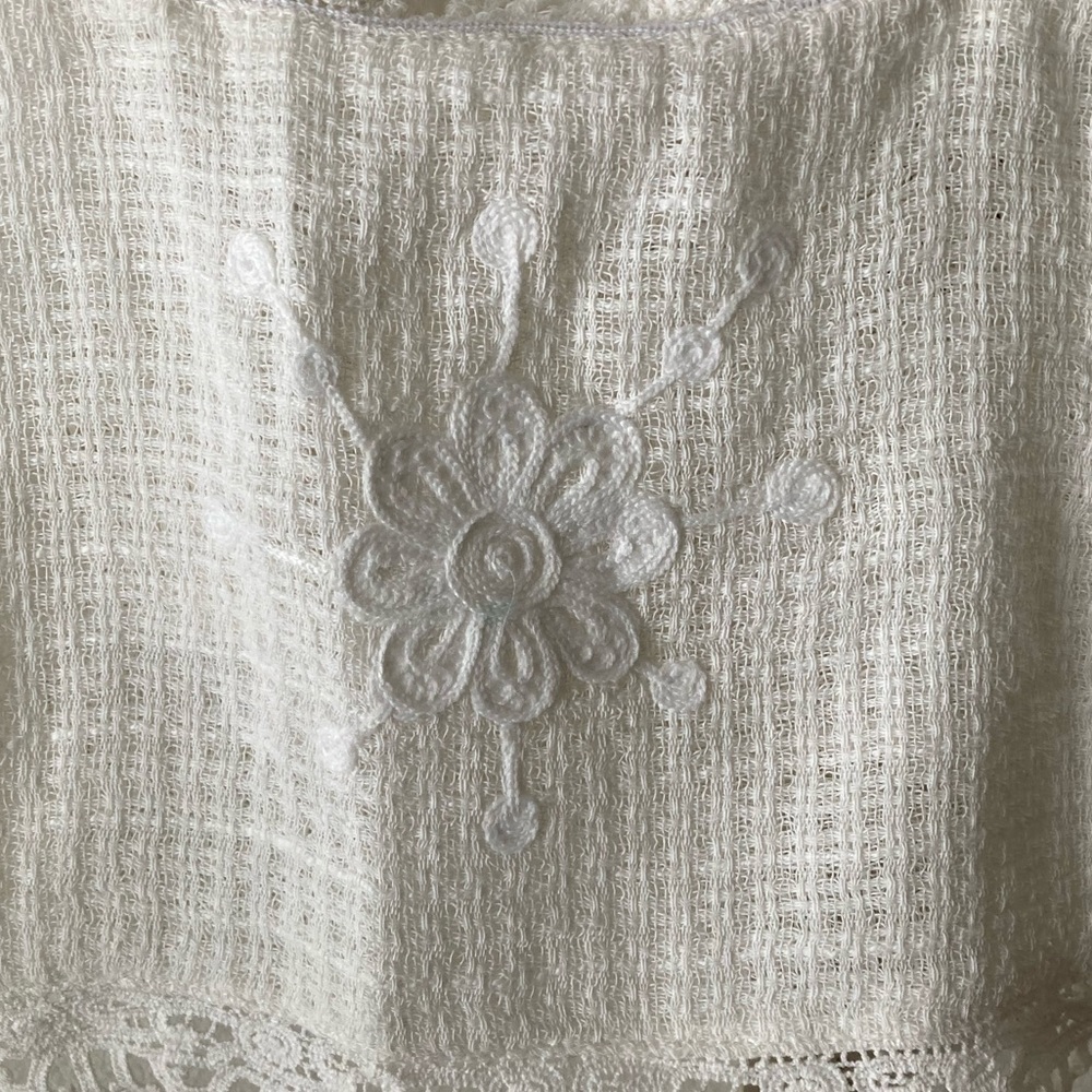 SOLD💫 Chasing Unicorns Precious Angel Embroidered Cropped Camisole sz S - Picture 11 of 15